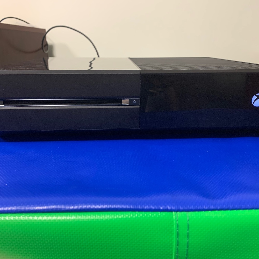 Xbox one 500 gb refirbrished